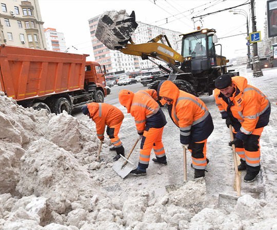 Уборка снега в Южно-Сахалинске и  Сахалинской области